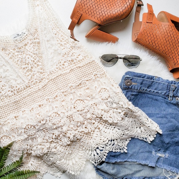 Meet your Posher - Picture 2 of 5